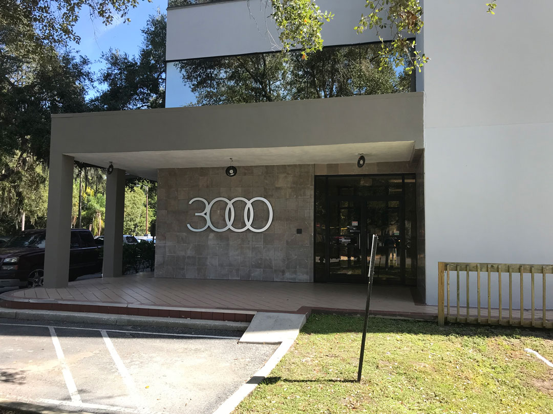 3000 Central, photo 3